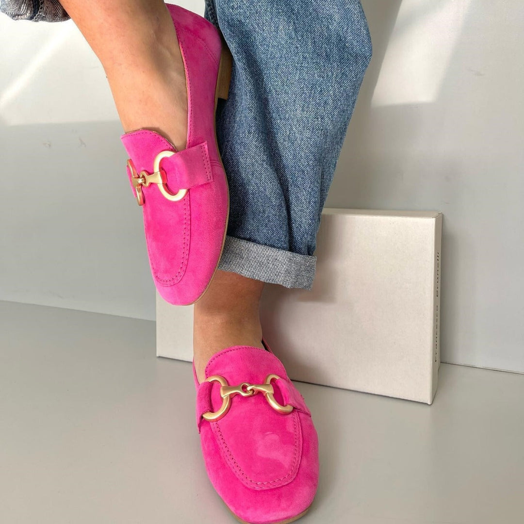 Elegant Gold-Detail Women's Loafers