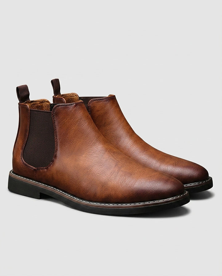 Men's Slip-On Chelsea Boots - Front [Lystr 6a99129aea947a394d91b79a:front]