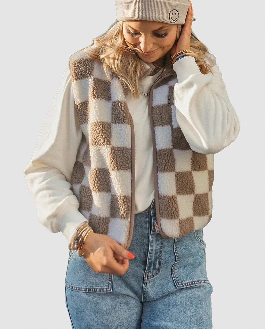 Women’s Vest with Checkered Pattern and Zipper - Front [Lystr 6a995296a8cadf9640df20eb:front]