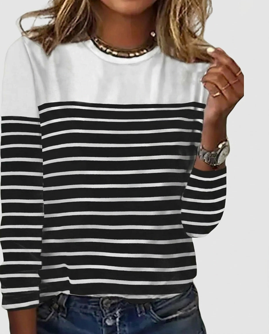 Women’s Striped Sweater with Crew Neck - Front [Lystr 6a9953119549a00b390c9ac7:front]