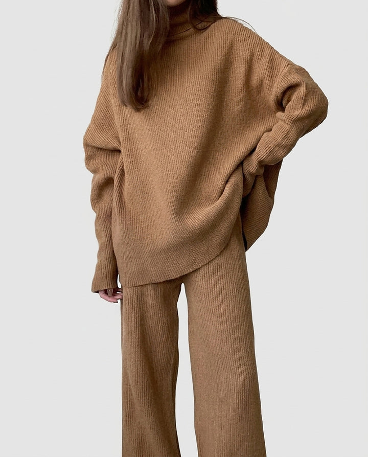 Women's Set with Long Sleeve Top and Pants - Front [Lystr 6a995caca2df0539741c05da:front]
