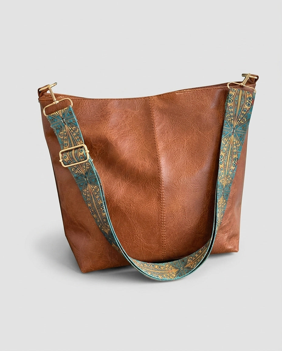 Women | Vintage shoulder bag with adjustable strap - Front [Lystr 6a9966df0020035c7f1d4850:front]