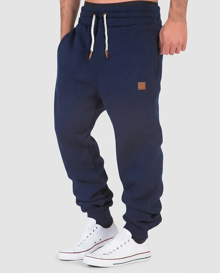 Men | Jogging trousers with elastic waistband and straight legs - Front [Lystr 6a9967970c146a178edd4161:front]