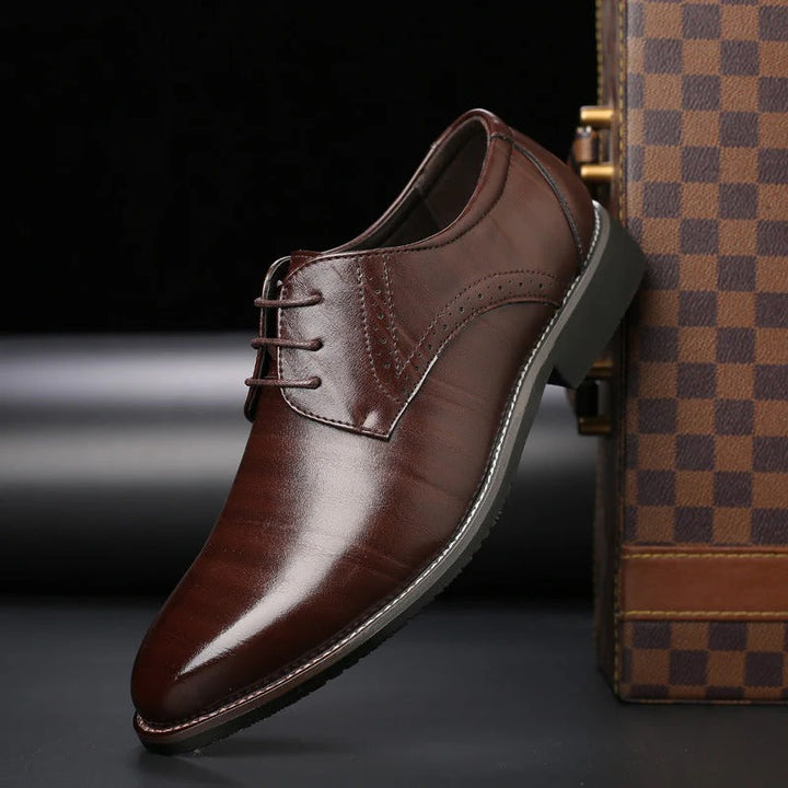 Men’s Pointed Toe Derby Shoes