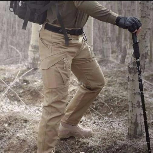 Men’s Straight-Leg Cargo Pants