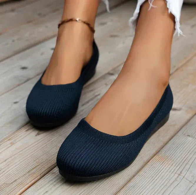 Women’s Round Toe Slip-On Knit Shoes