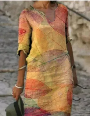 Women Shift Dress with Graphic Print