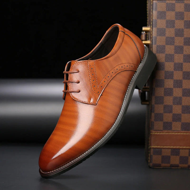 Men’s Pointed Toe Derby Shoes