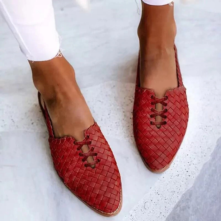 Women’s Pointed-Toe Flat Sandals