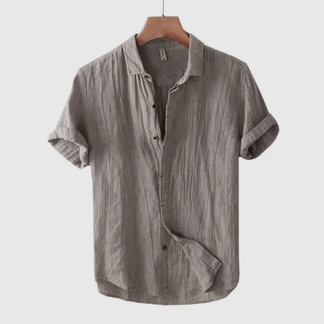 Men’s Short-Sleeved Button-Down Shirt with Collar
