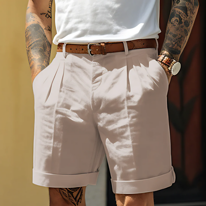 Men’s Pleated Shorts with Turned-Up Hem