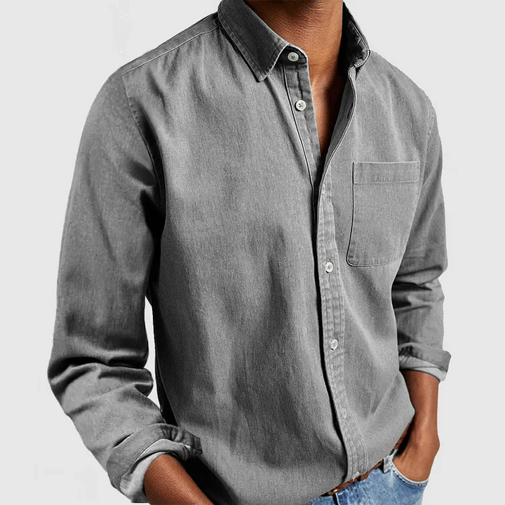 Men’s Long-Sleeve Button-Down Shirt with Chest Pocket