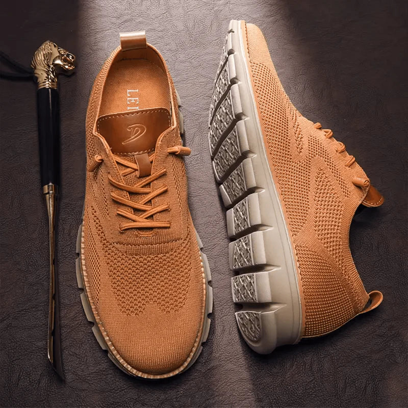 Men | Casual sneakers with knit details and patterned sole
