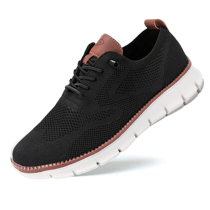 Men | Casual sneakers with knit details and patterned sole