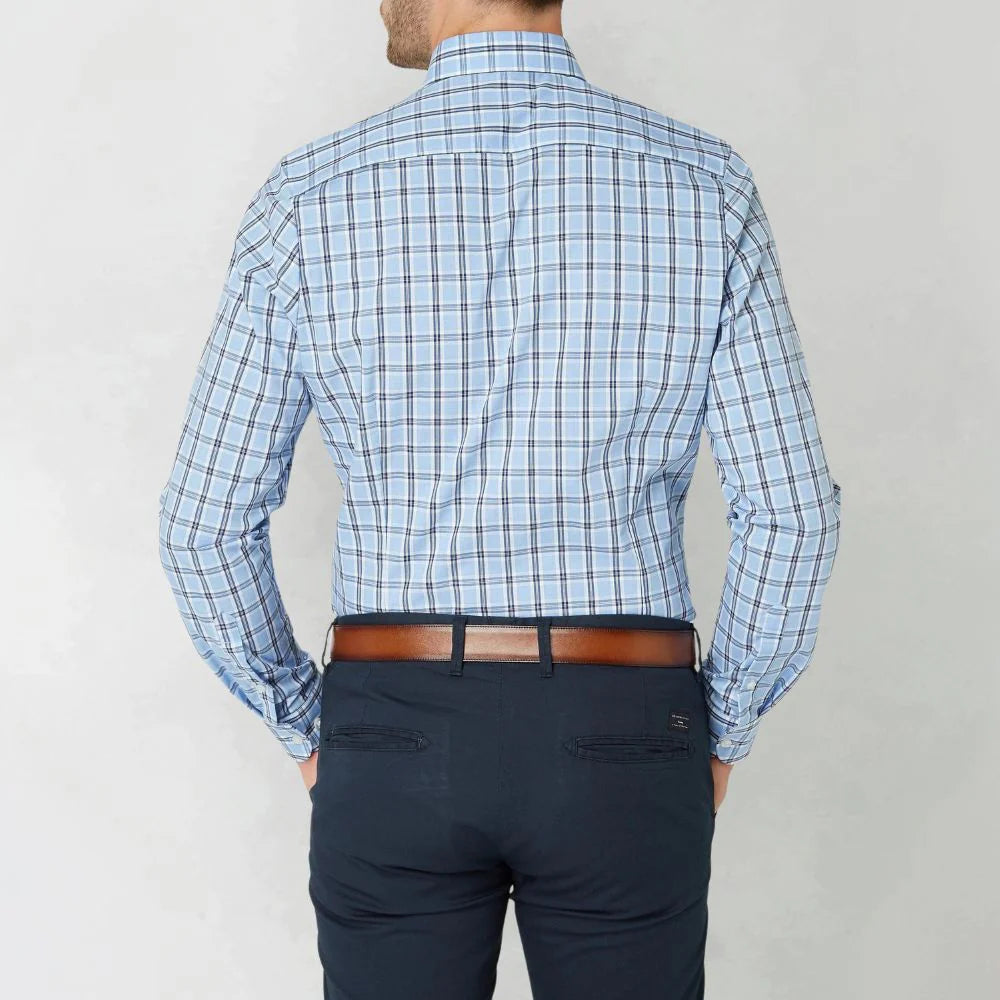 Men | Checkered shirt with simple cut and button closure