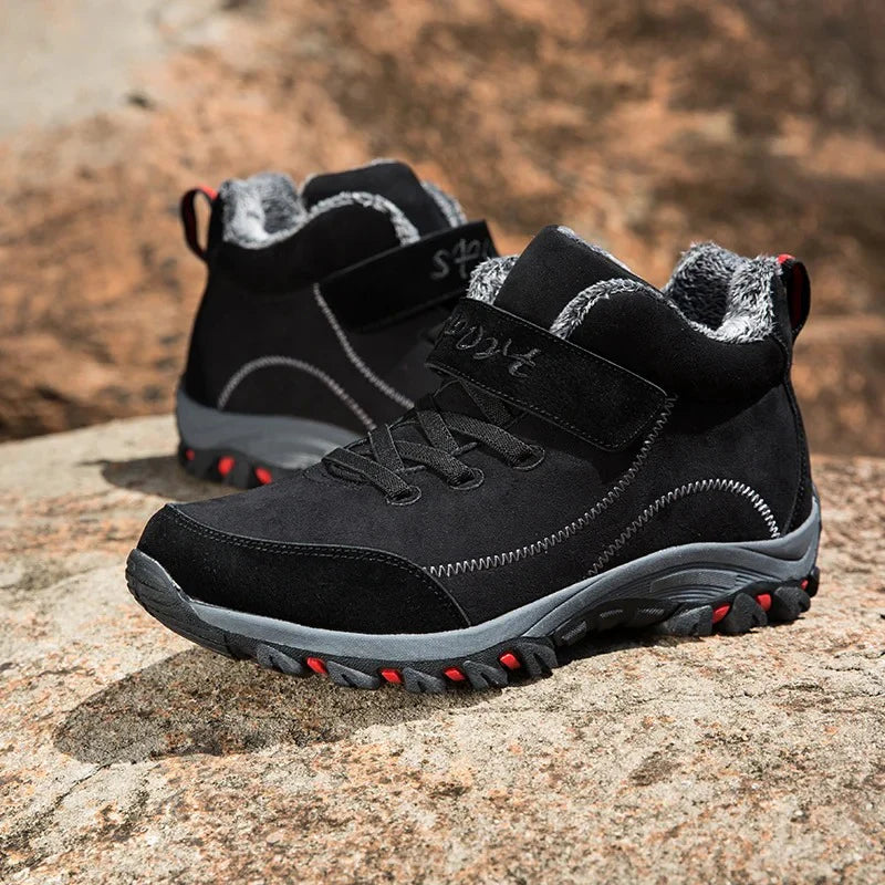 Men’s Ankle Boots with Zigzag Stitching