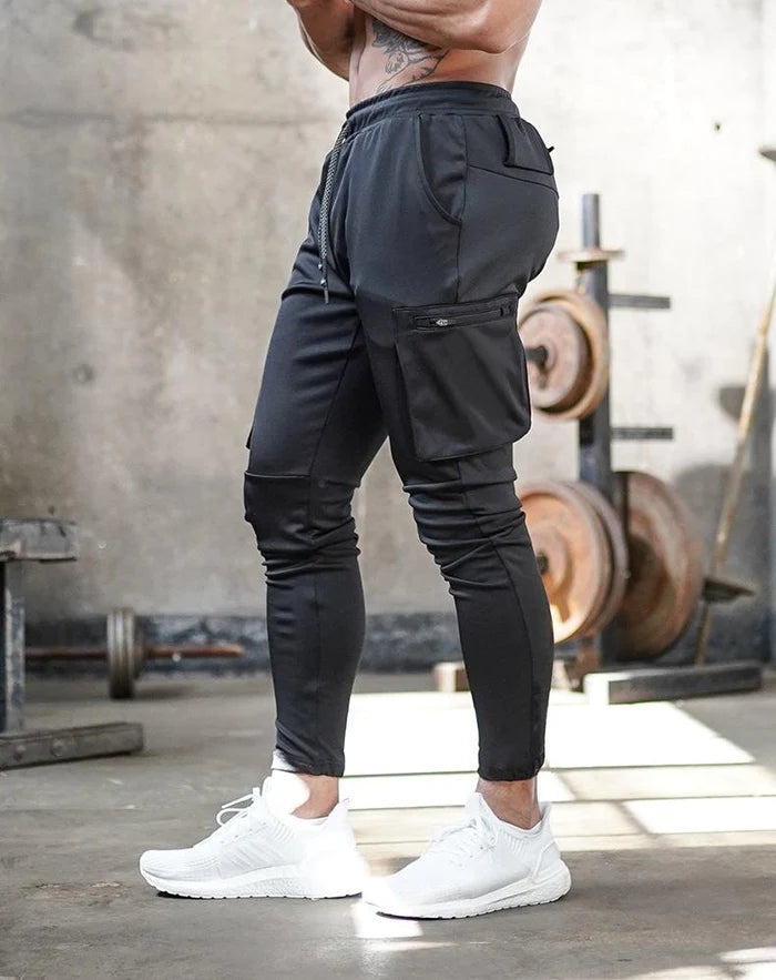 Men | Sporty trousers with multiple pockets and elastic waistband
