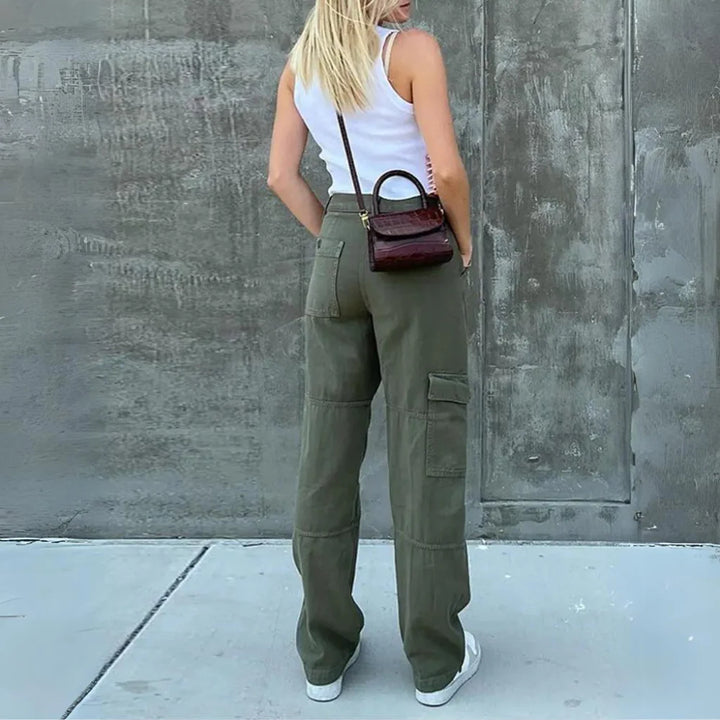 Women | Cargo trousers with low waist and straight legs
