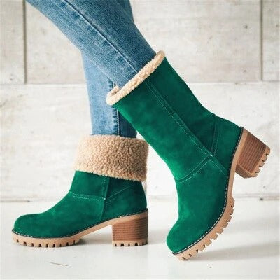 Women’s Boots with Textured Lining