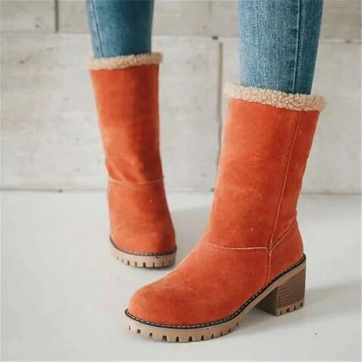 Women’s Boots with Textured Lining
