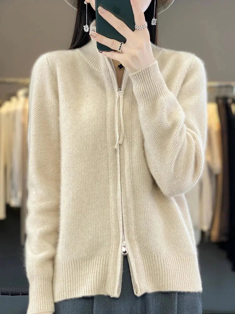 Women’s Cardigan with Zipper