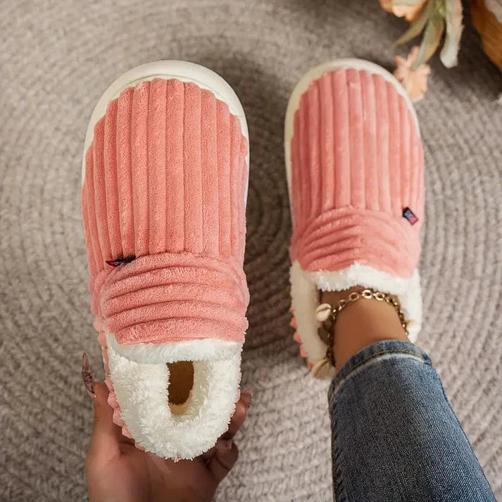 Women’s Closed Slippers