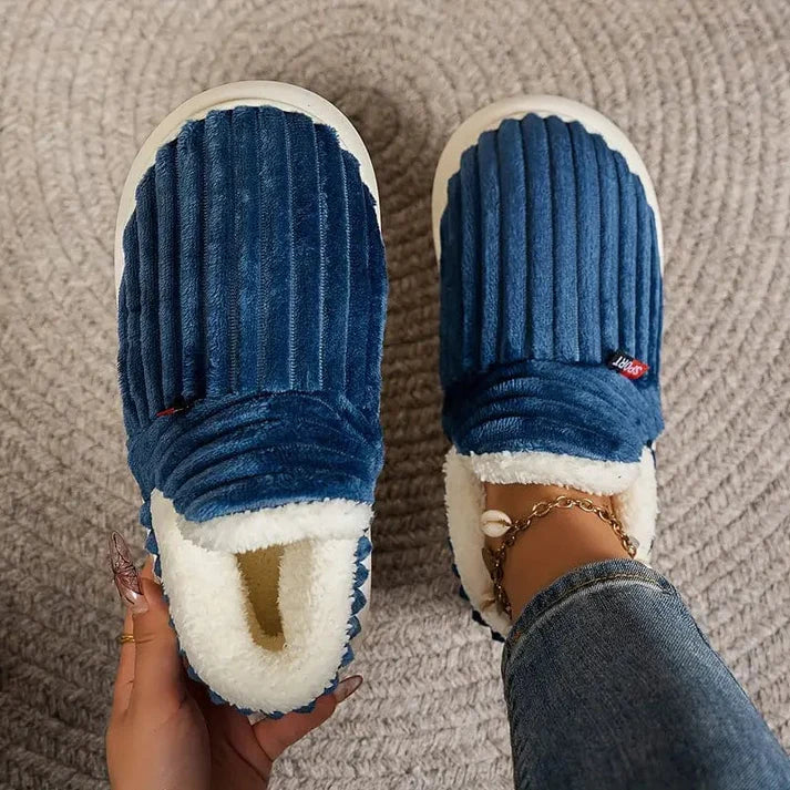 Women’s Closed Slippers