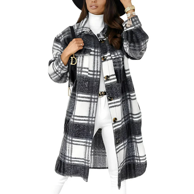 Women’s Coat with Buttons and Checkered Pattern