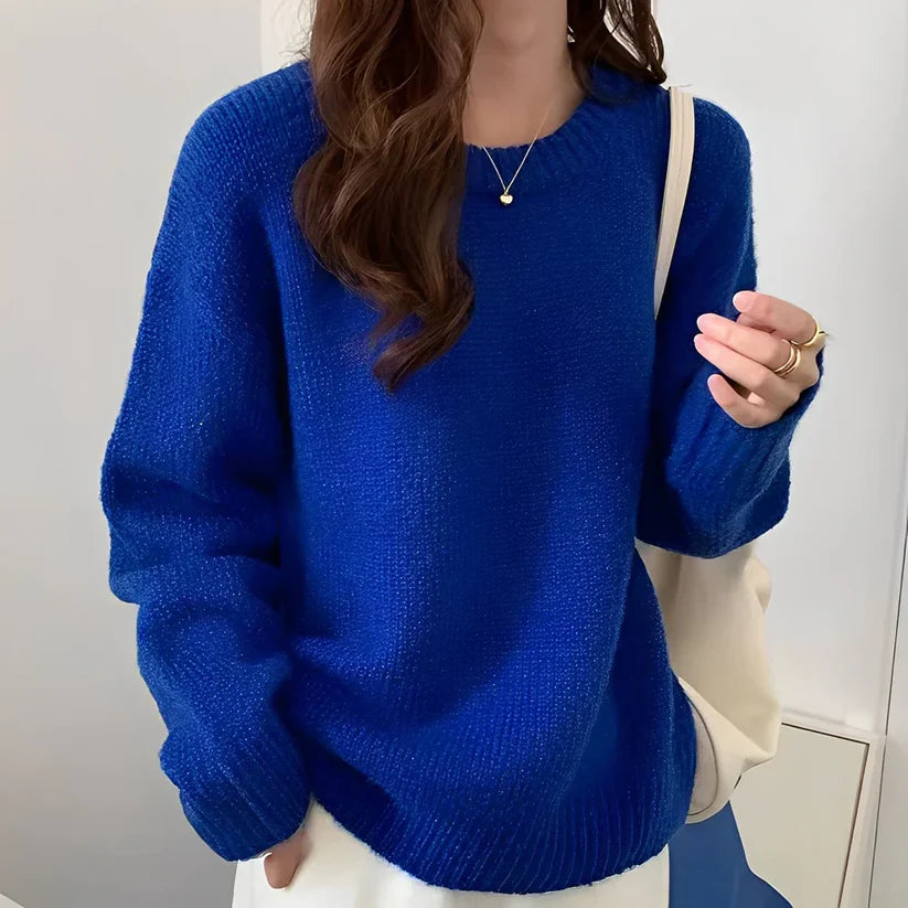 Women’s Crew Neck Sweater with Ribbed Finish