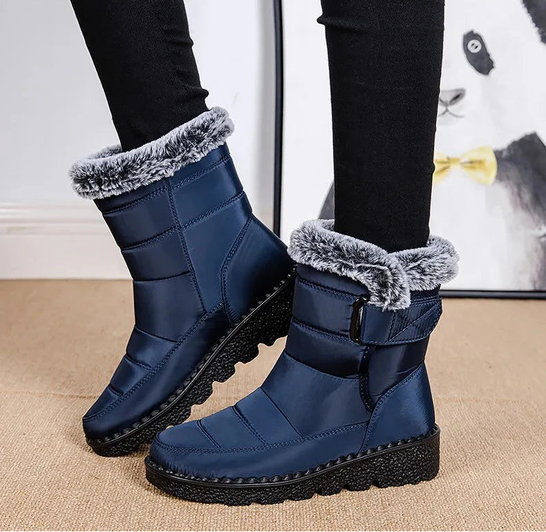 Women’s Quilted Ankle Boots with Faux Fur