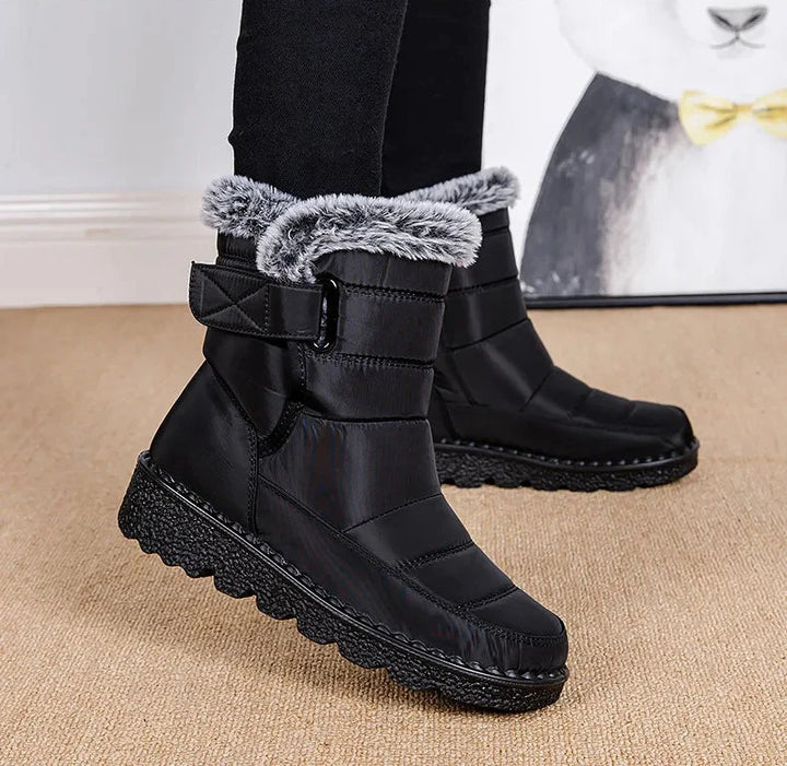 Women’s Quilted Ankle Boots with Faux Fur