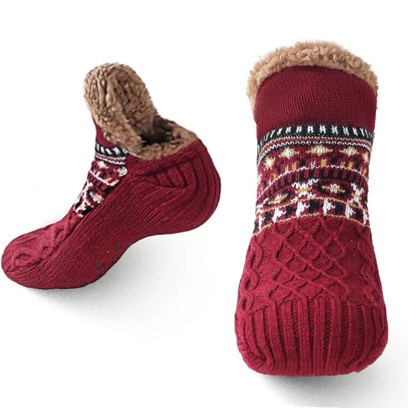 Women’s Slipper Socks with Textured Knit