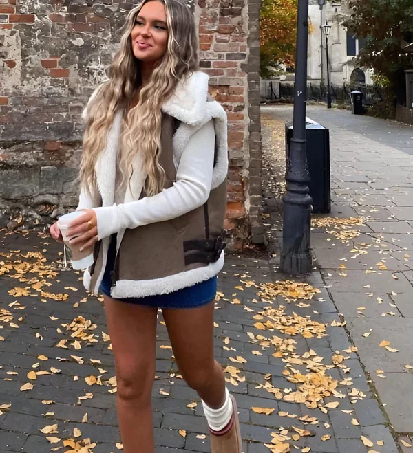 Women’s Vest with Fuzzy Lining and High Collar